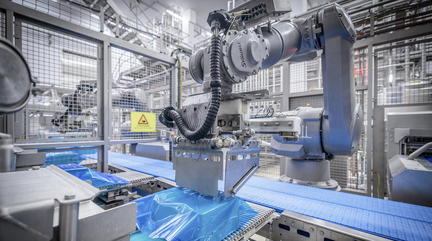 I Robot Stäubli nella linea di confezionamento per blocchi di formaggio a pasta dura